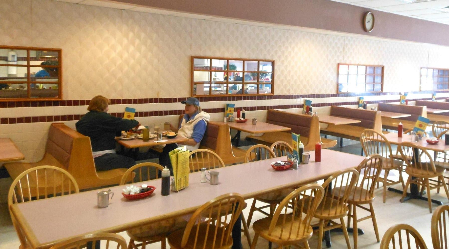 Casual diner-style restaurant interior on Tybee Island